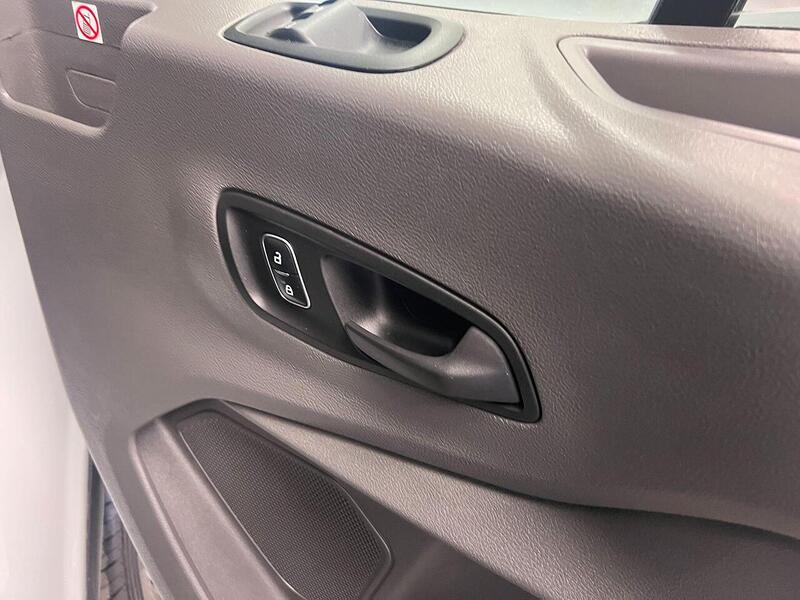 Used Ford Transit 2024 for sale - 76904255: Photo 12