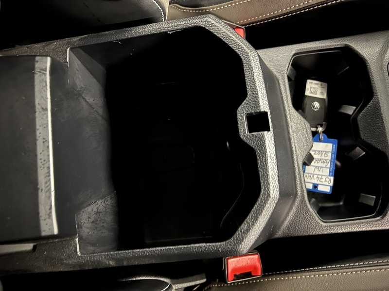 Used Volkswagen Amarok 2024 for sale - 76932160: Photo 29