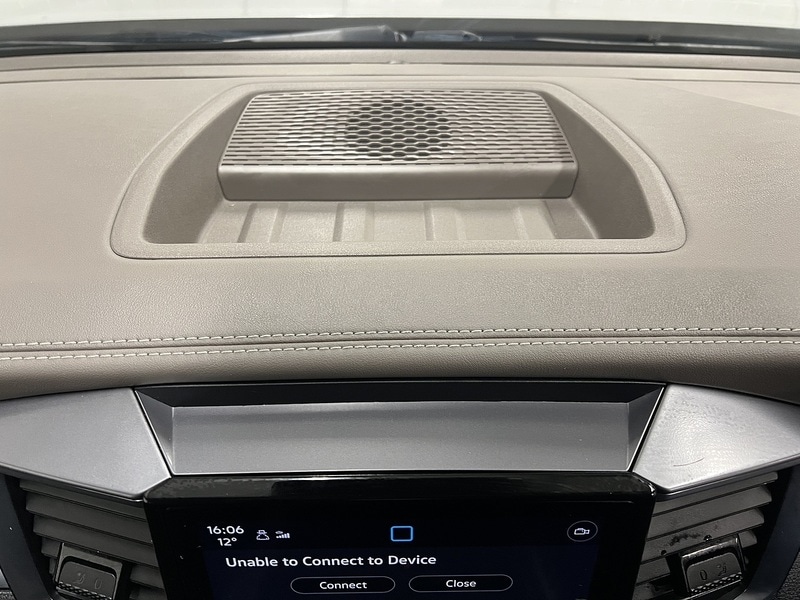 Used Volkswagen Amarok 2024 for sale - 76932160: Photo 31