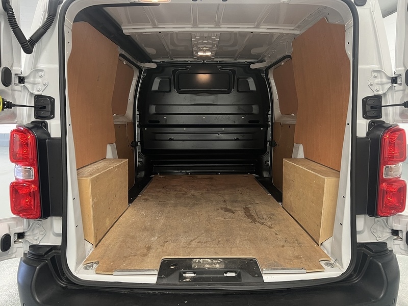 Used Vauxhall Vivaro 2024 for sale - 77263966: Photo 5