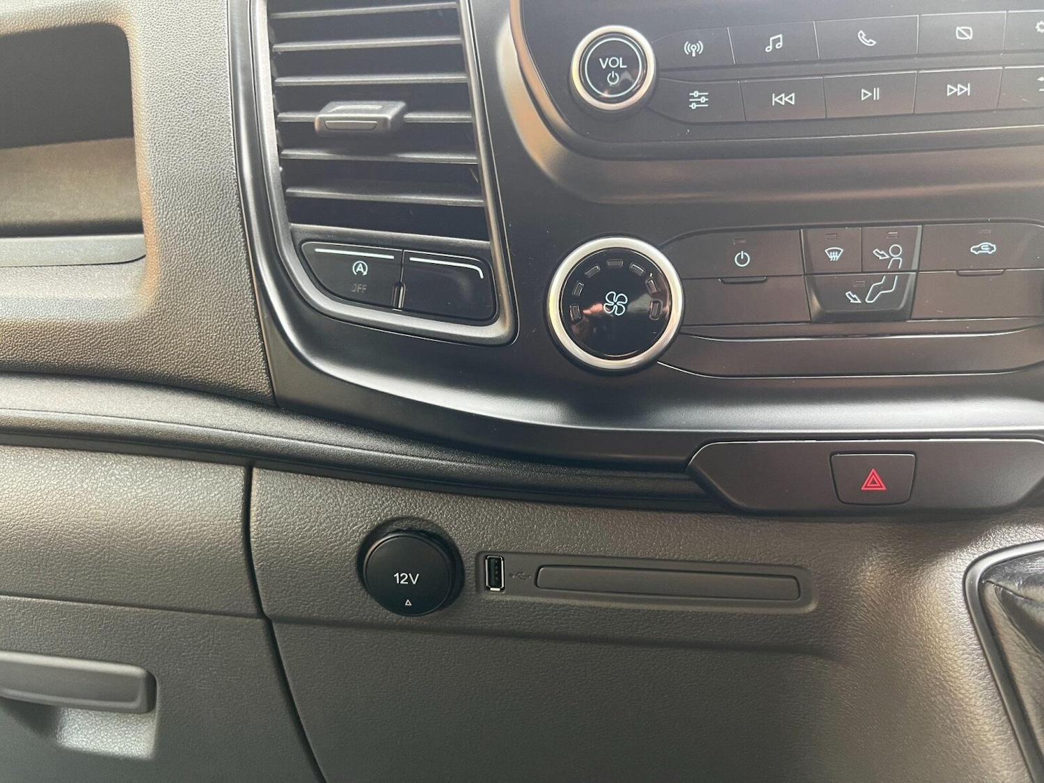 Used Ford Transit 2022 for sale - 76116771: Photo 21