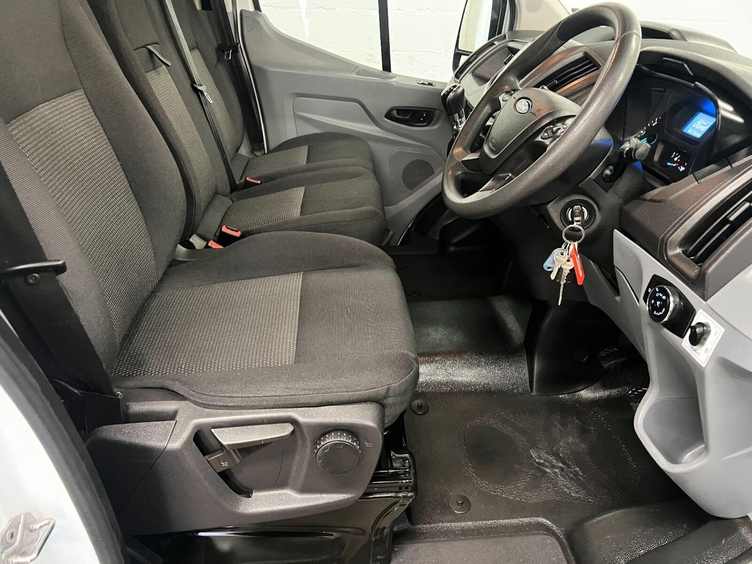 Used Ford Transit 2018 for sale - 76221815: Photo 10