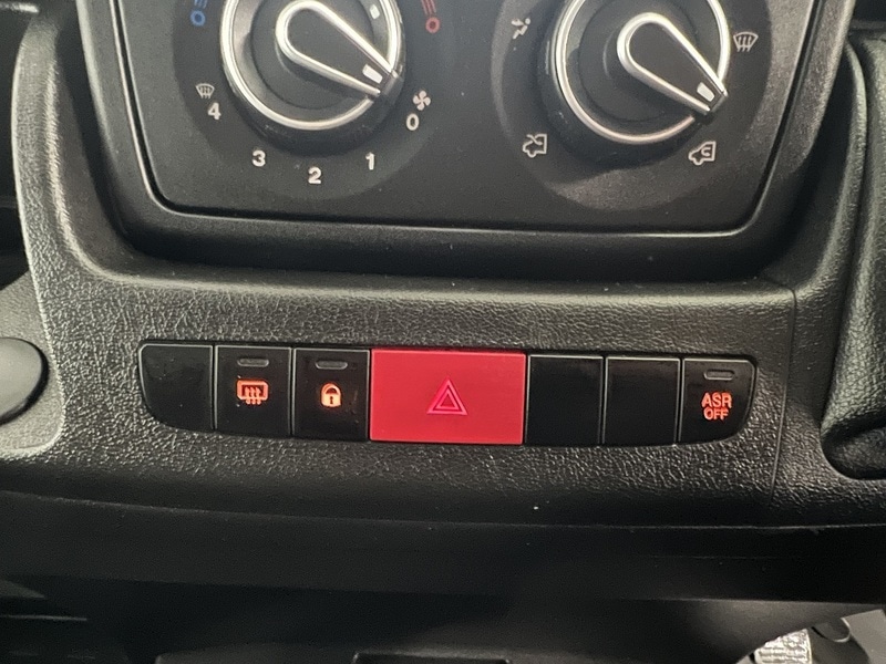 Used Peugeot Boxer 2023 for sale - 76904302: Photo 26