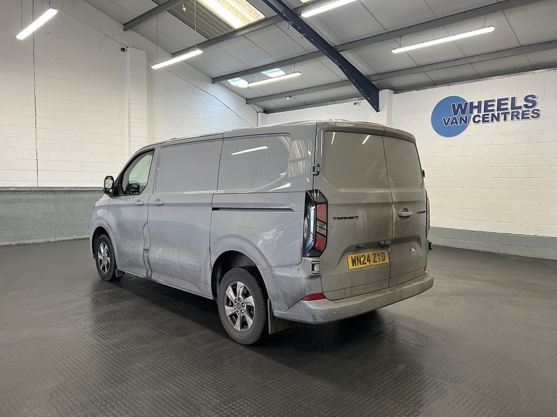 Used Ford Transit Custom 2024 for sale - 78040257: Photo 2