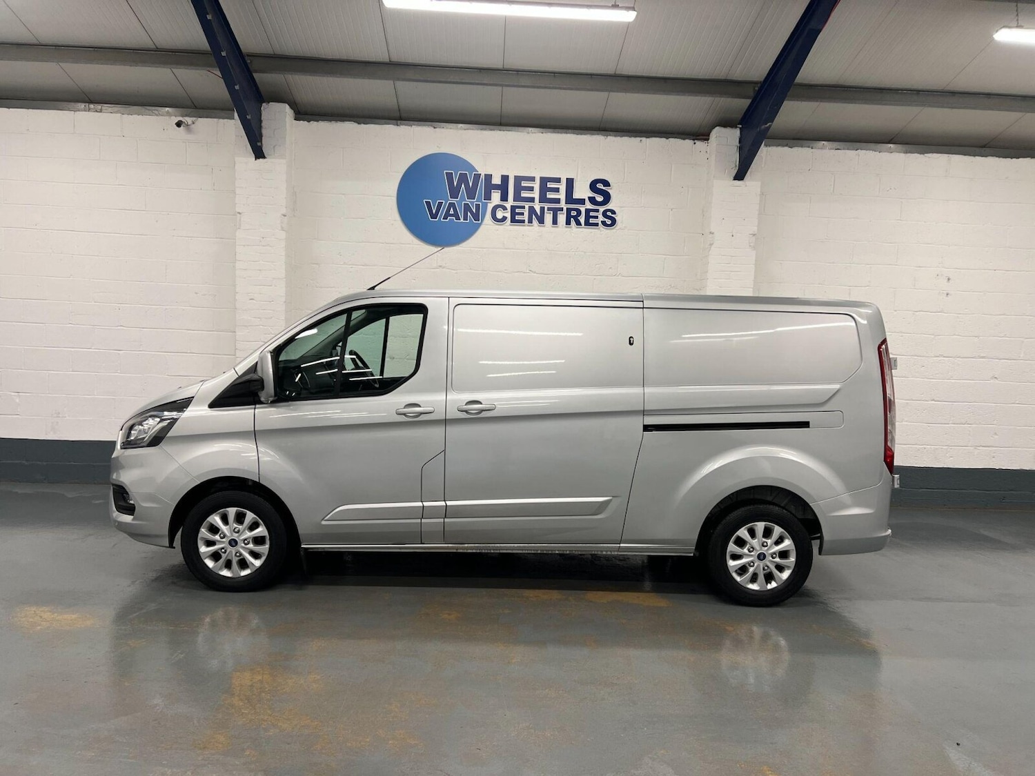 Used Ford Transit Custom 2021 for sale - 76873368: Photo 2