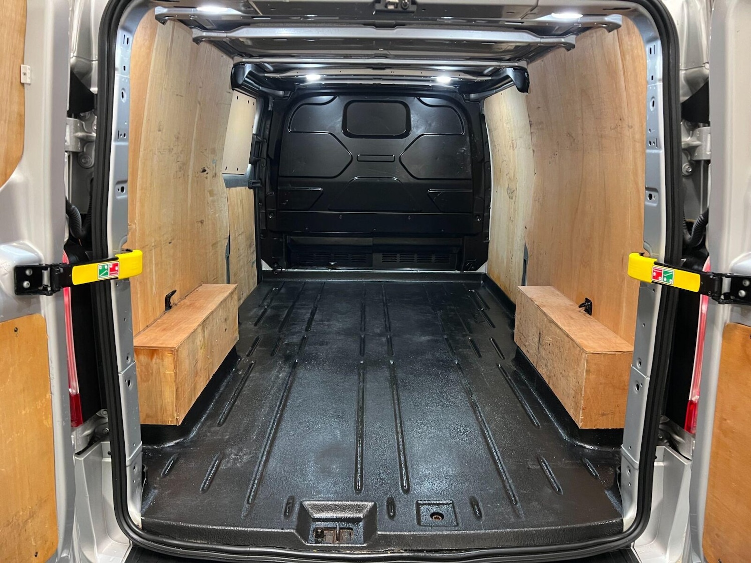 Used Ford Transit Custom 2021 for sale - 76873368: Photo 35