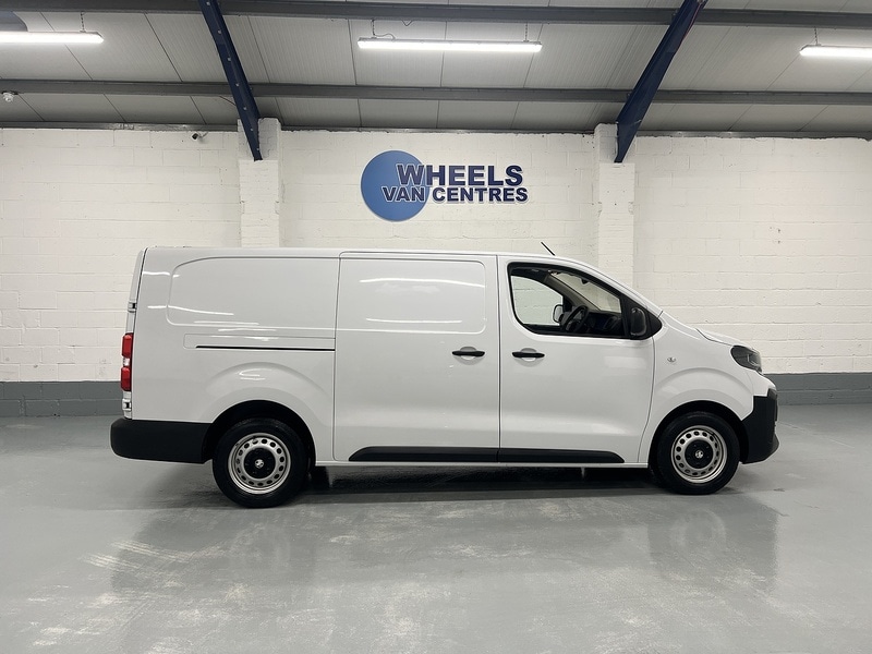 Used Vauxhall Vivaro 2024 for sale - 77136944: Photo 8