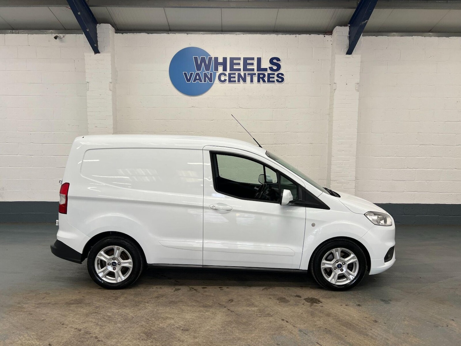 Used Ford Transit Courier 2022 for sale - 76289829: Photo 7