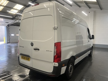 Used Mercedes-Benz Sprinter 2024 for sale - 78986401: Photo