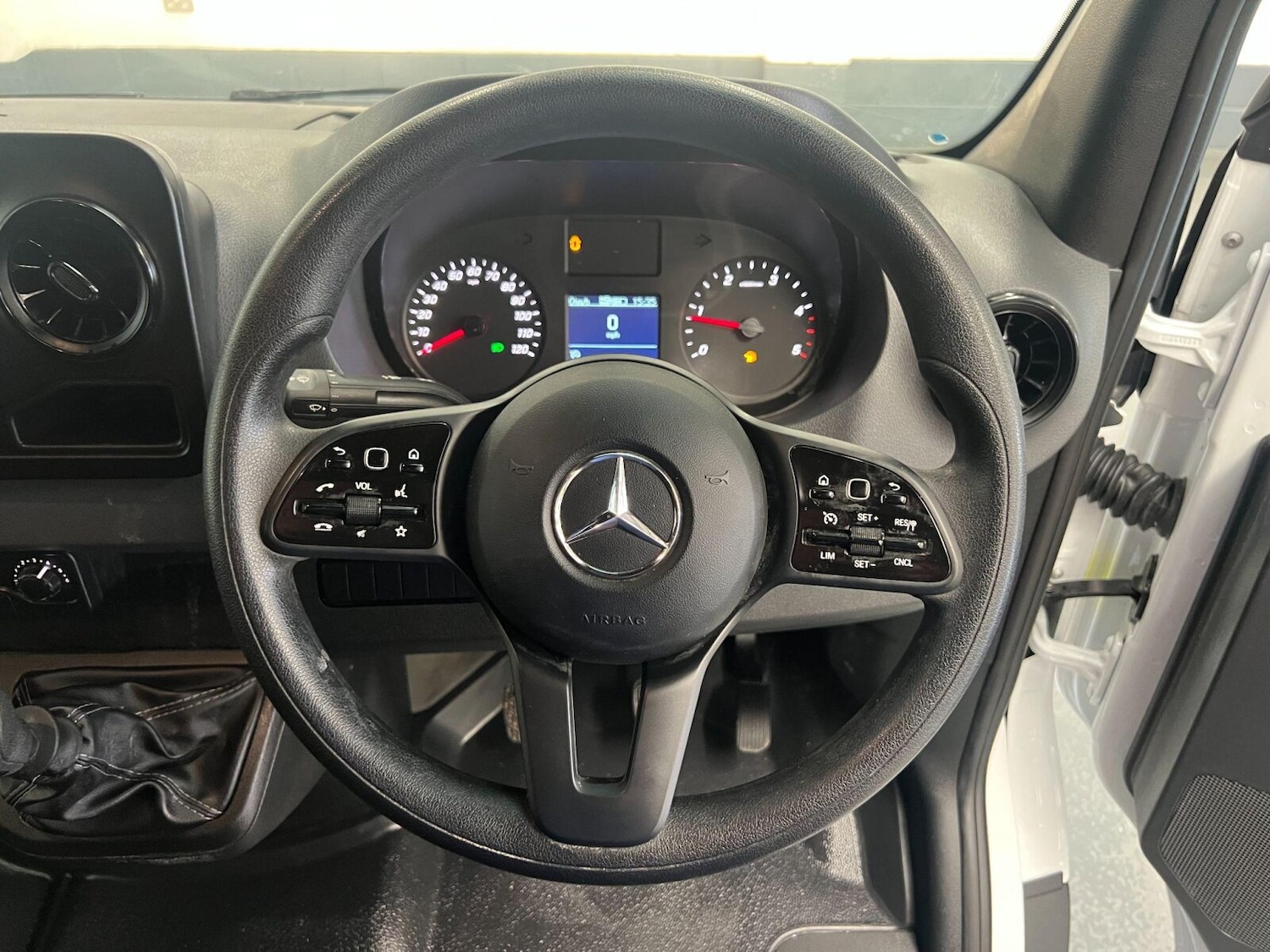 Vehicle 29