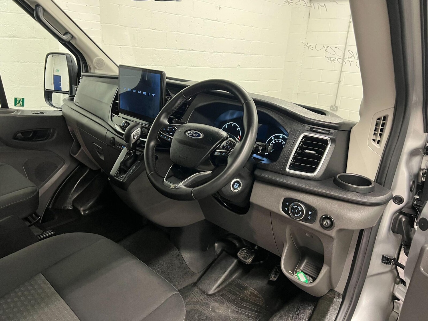 Used Ford Transit 2024 for sale - 76870877: Photo 19