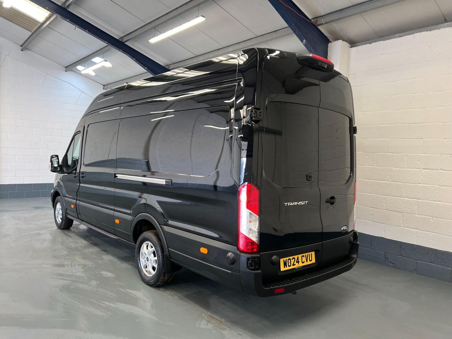 Used Ford Transit 2024 for sale - 76868330: Photo 5