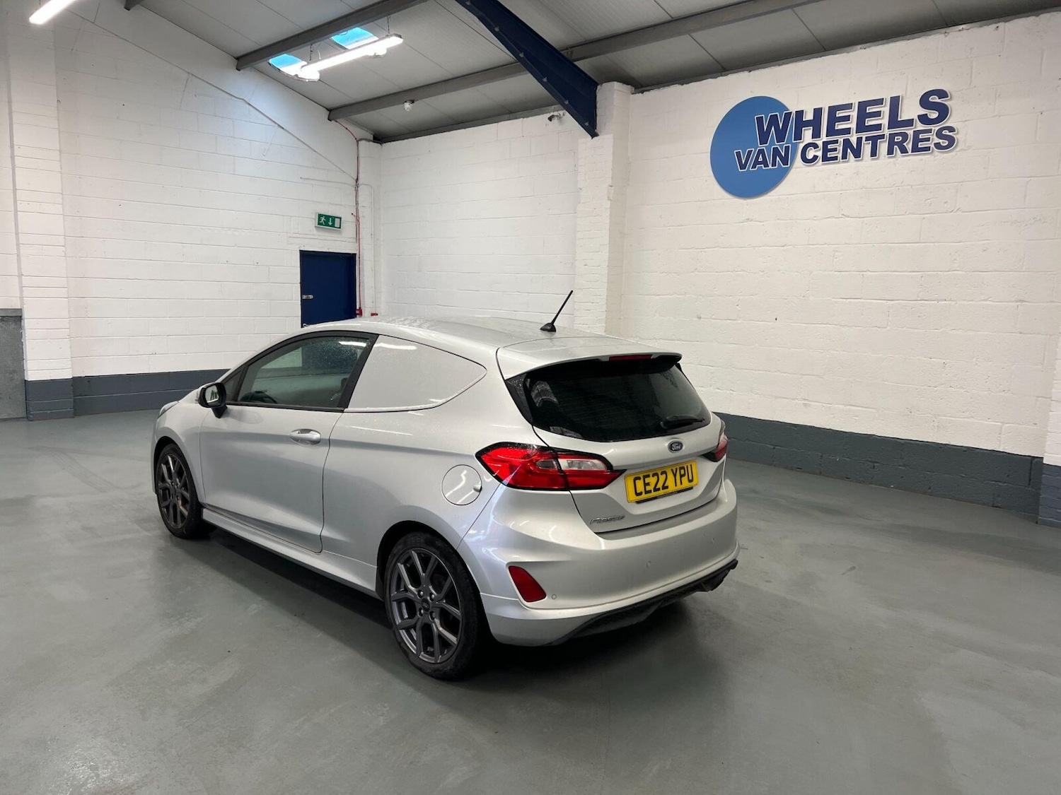 Used Ford Fiesta 2022 for sale - 76523609: Photo 2