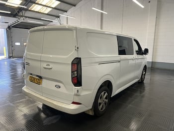 Used Ford Transit Custom 2025 for sale - 79526406: Photo