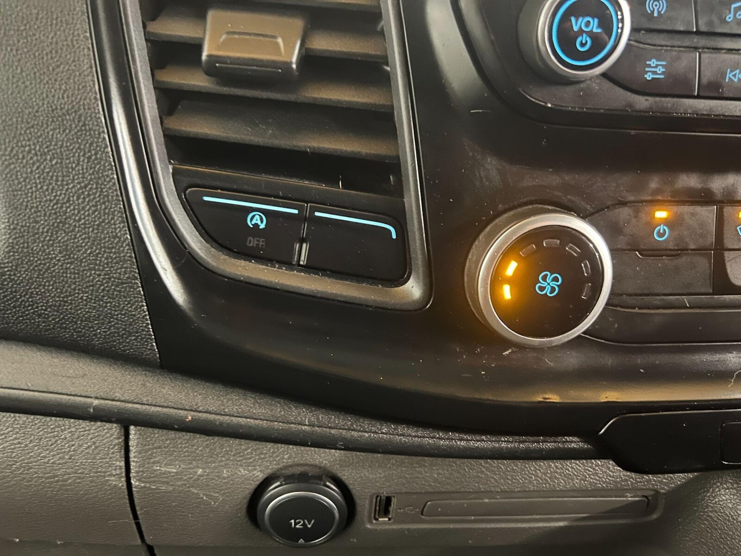 Used Ford Transit 2021 for sale - 76372878: Photo 16