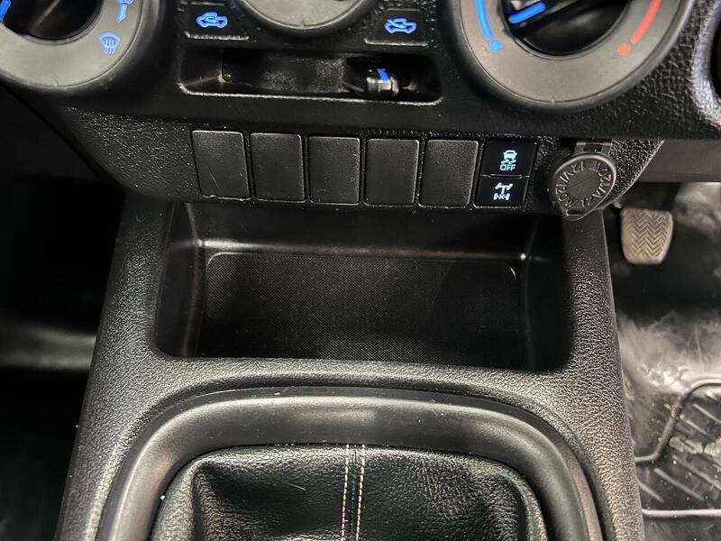 Used Toyota Hilux 2021 for sale - 76904222: Photo 12