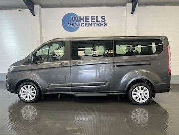 Used Ford Tourneo Custom 2022 for sale - 78715336: Photo
