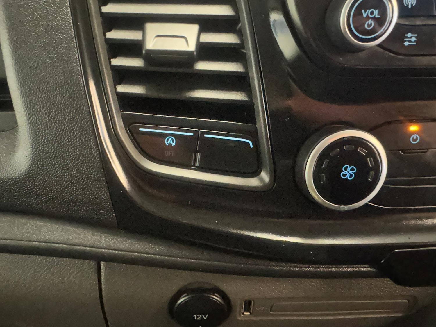 Used Ford Transit 2022 for sale - 75404085: Photo 24