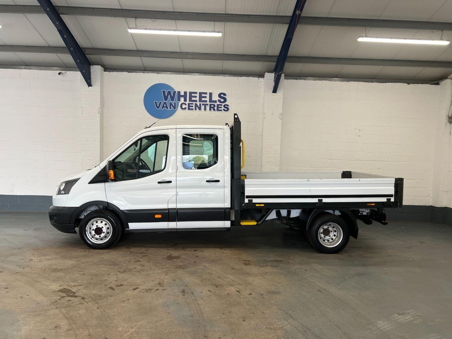 Used Ford Transit 2017 for sale - 76871410: Photo 2