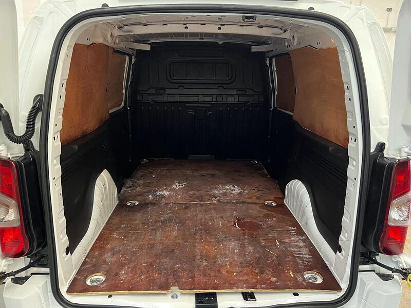 Used Vauxhall Combo 2020 for sale - 76904269: Photo 27