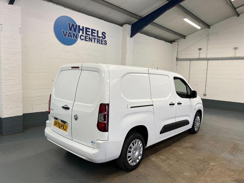 Used Vauxhall Combo 2020 for sale - 76904269: Photo 8