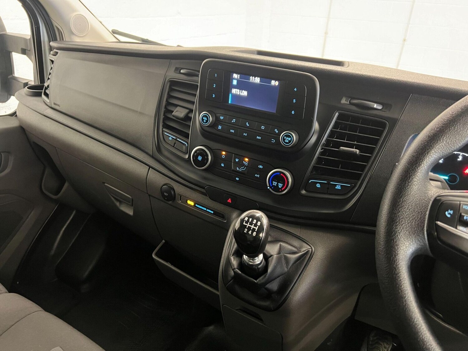 Used Ford Transit 2023 for sale - 76289826: Photo 17