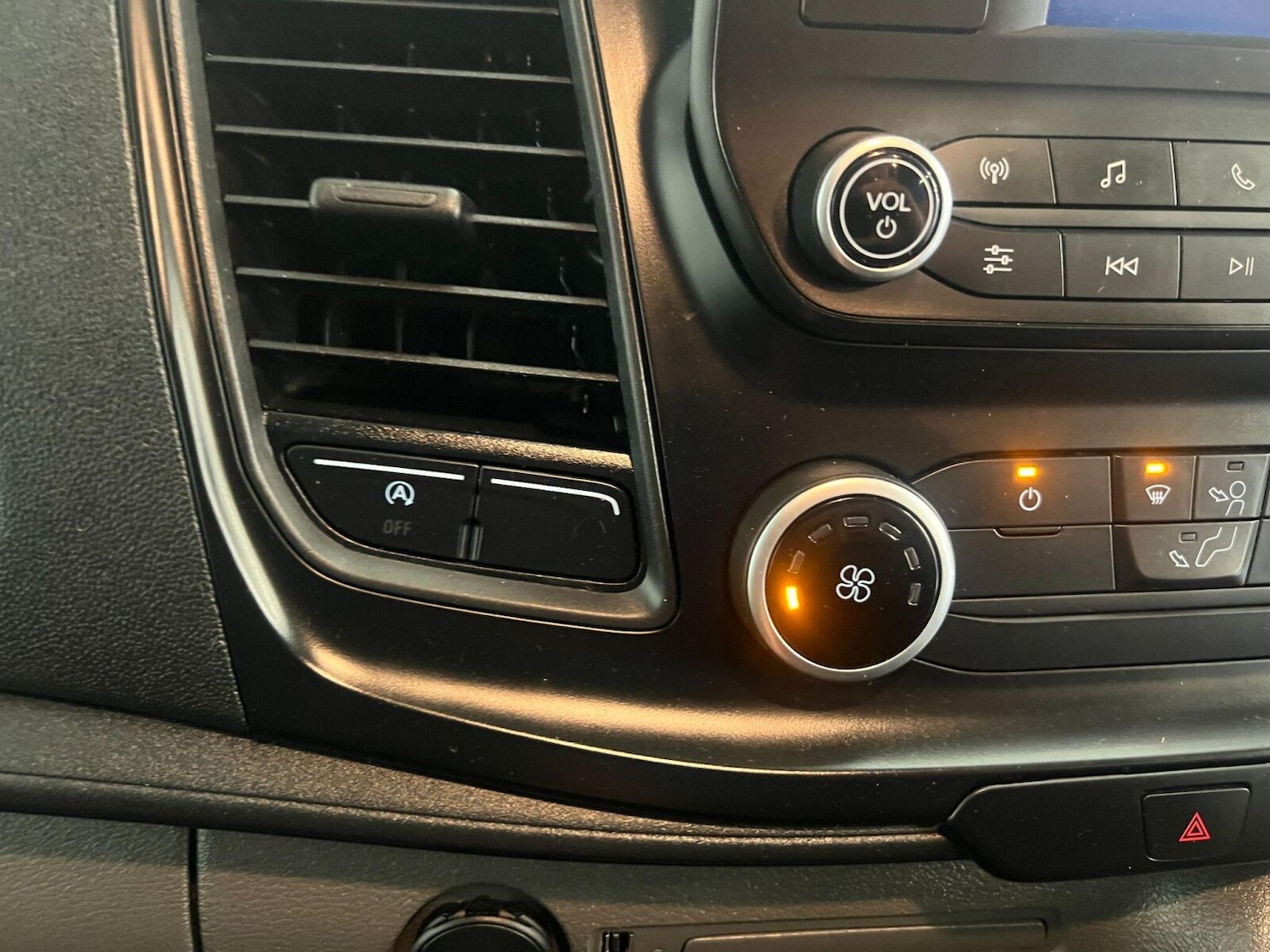 Used Ford Transit 2022 for sale - 76870032: Photo 26