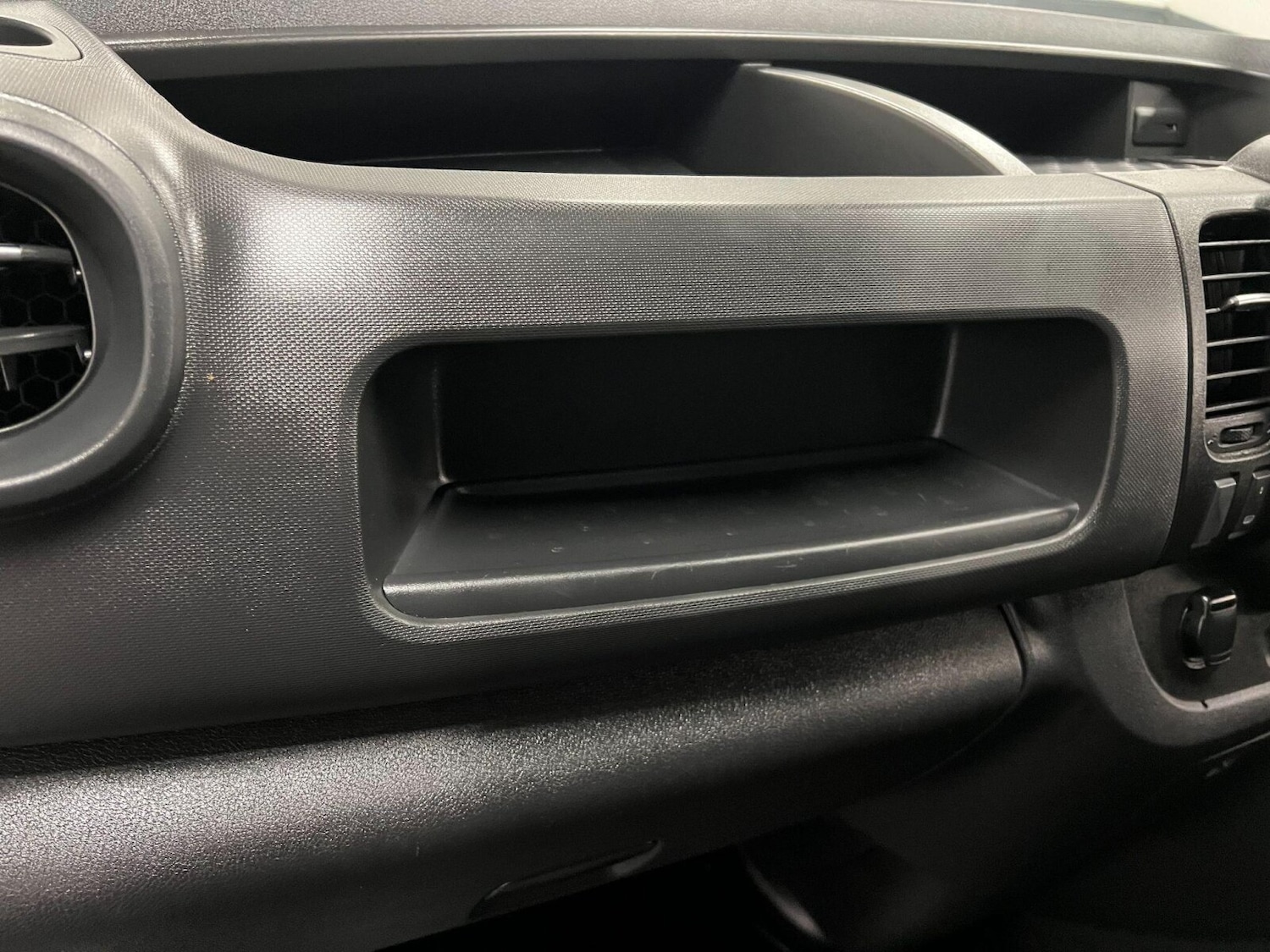 Used Renault Trafic 2021 for sale - 76873921: Photo 32