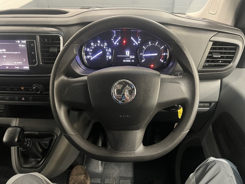 Used Vauxhall Vivaro 2022 for sale - 76904172: Photo 15