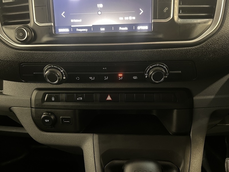 Used Vauxhall Vivaro 2022 for sale - 76904172: Photo 18