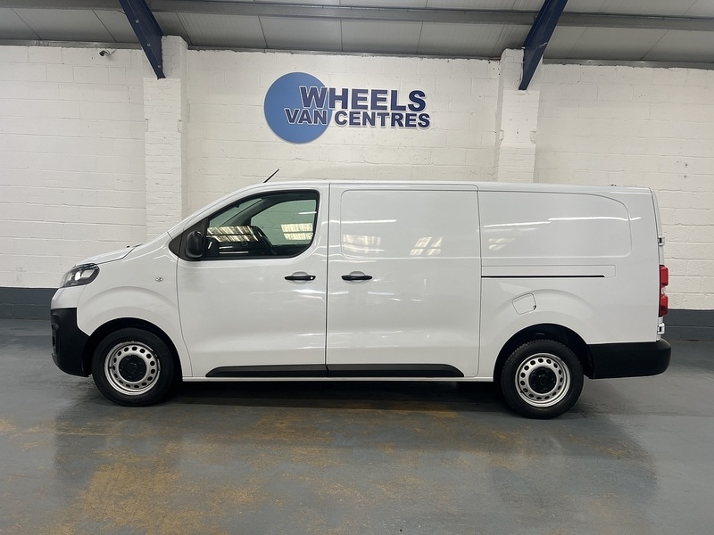 Used Vauxhall Vivaro 2022 for sale - 76904172: Photo 2