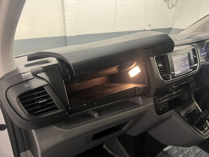 Used Vauxhall Vivaro 2022 for sale - 76904172: Photo 25