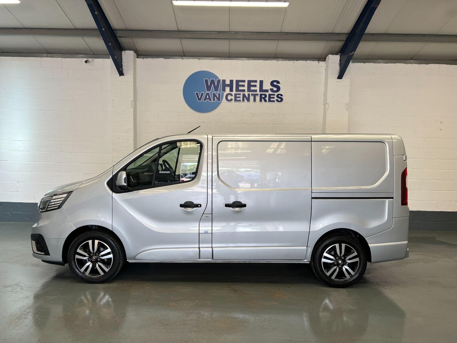 Used Renault Trafic 2022 for sale - 76868373: Photo 2