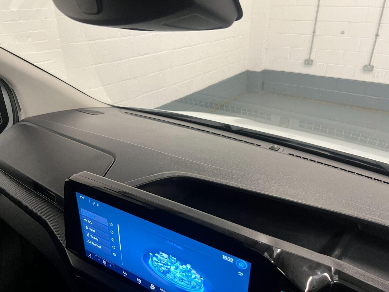 Used Ford Transit Custom 2024 for sale - 76124801: Photo 45