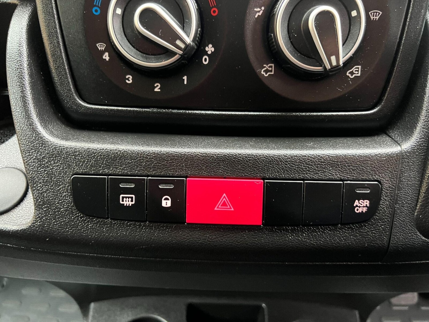 Used Peugeot Boxer 2022 for sale - 76870610: Photo 16