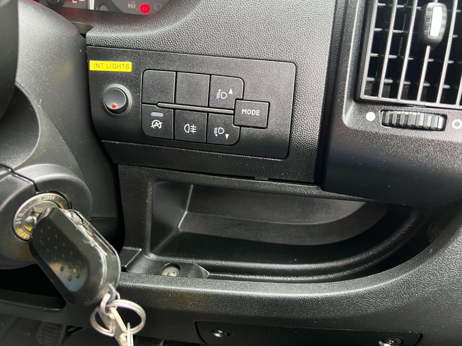 Used Peugeot Boxer 2022 for sale - 76870610: Photo 22