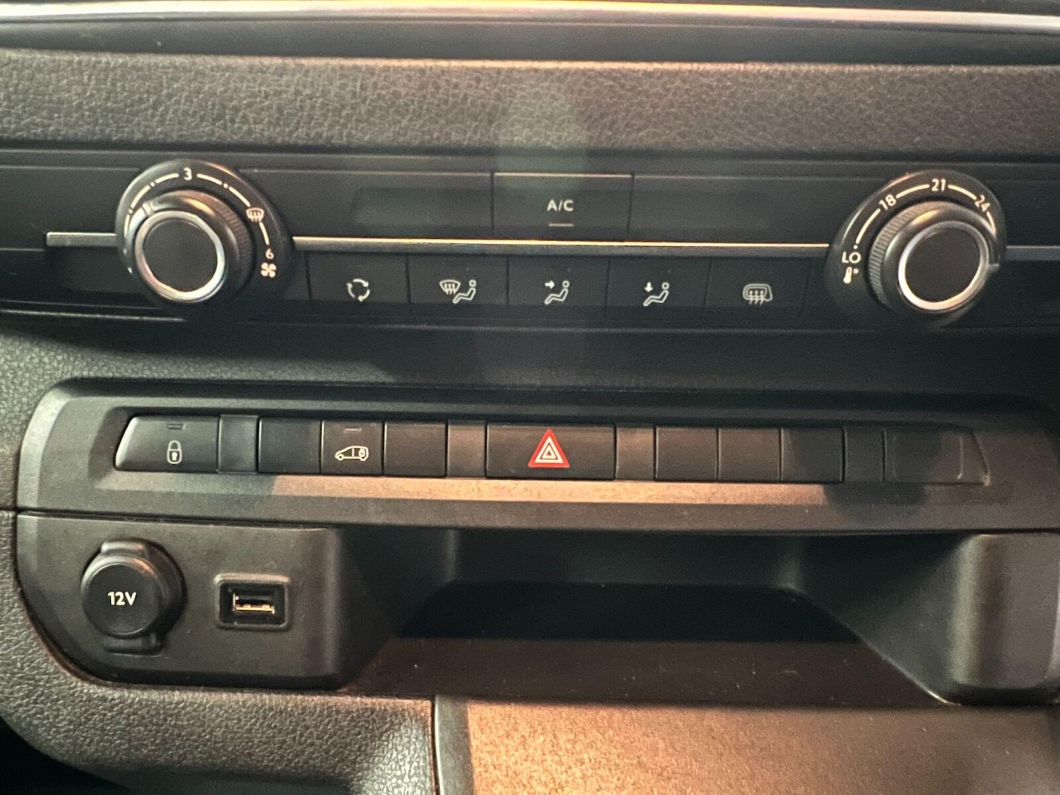 Used Peugeot Expert 2023 for sale - 76691522: Photo 9