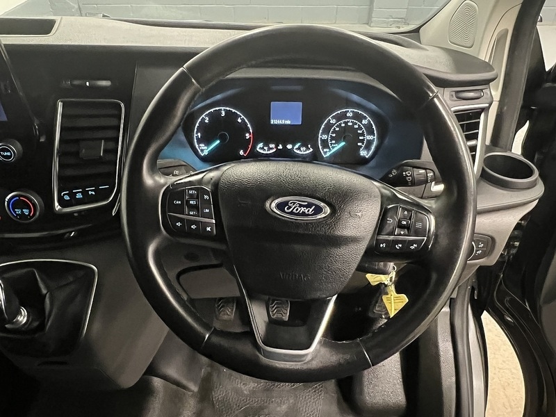 Used Ford Transit Custom 2023 for sale - 76982524: Photo 17