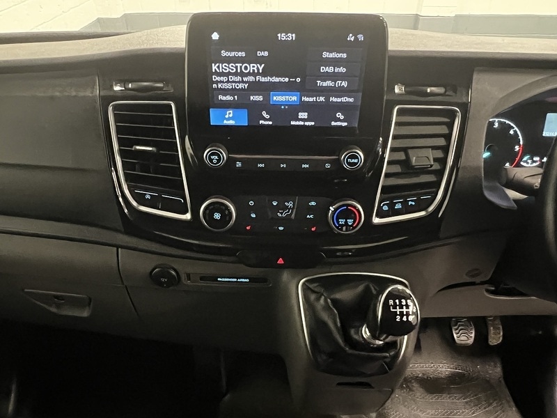 Used Ford Transit Custom 2023 for sale - 76982524: Photo 18