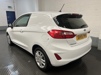 Used Ford Fiesta 2019 for sale - 79434619: Photo