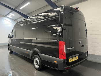 Used Mercedes-Benz Sprinter 2025 for sale - 79436535: Photo
