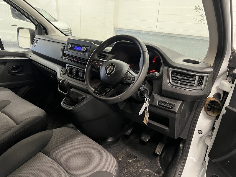 Used Renault Trafic for sale - 77168558: Photo 6