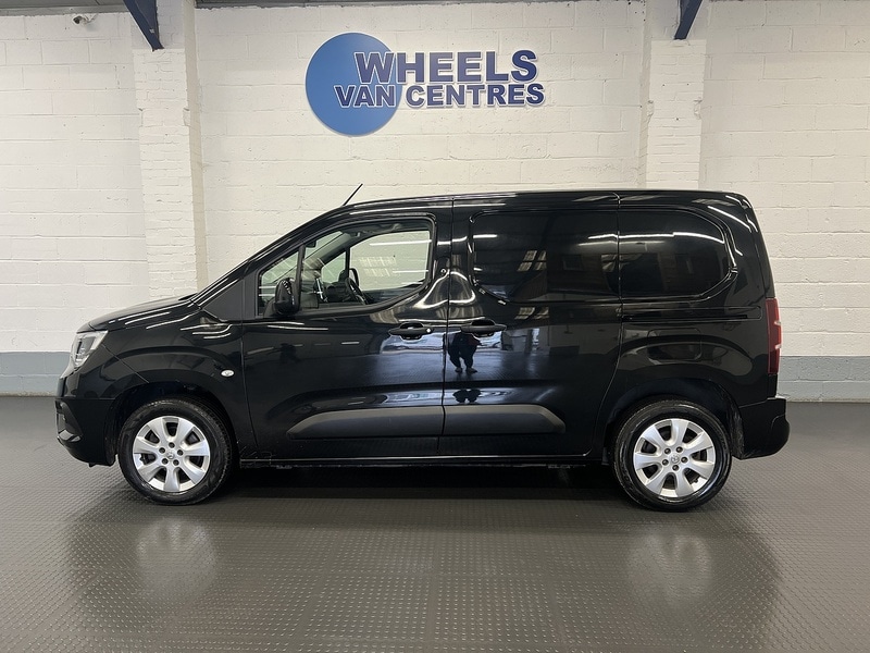 Used Vauxhall Combo 2021 for sale - 78097539: Photo 2