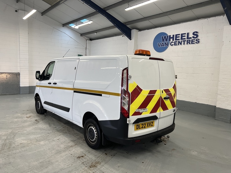 Used Ford Transit Custom 2022 for sale - 77250808: Photo 2