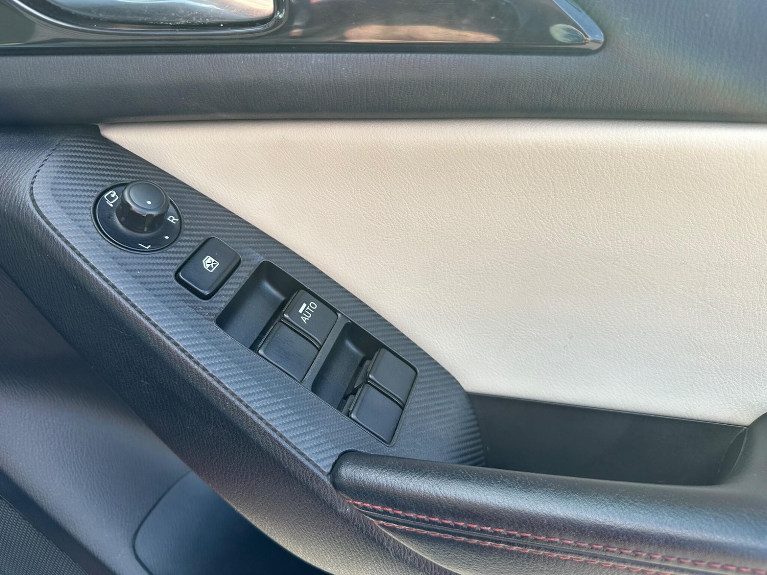 Used Mazda Mazda3 2014 for sale - 78058484: Photo 25