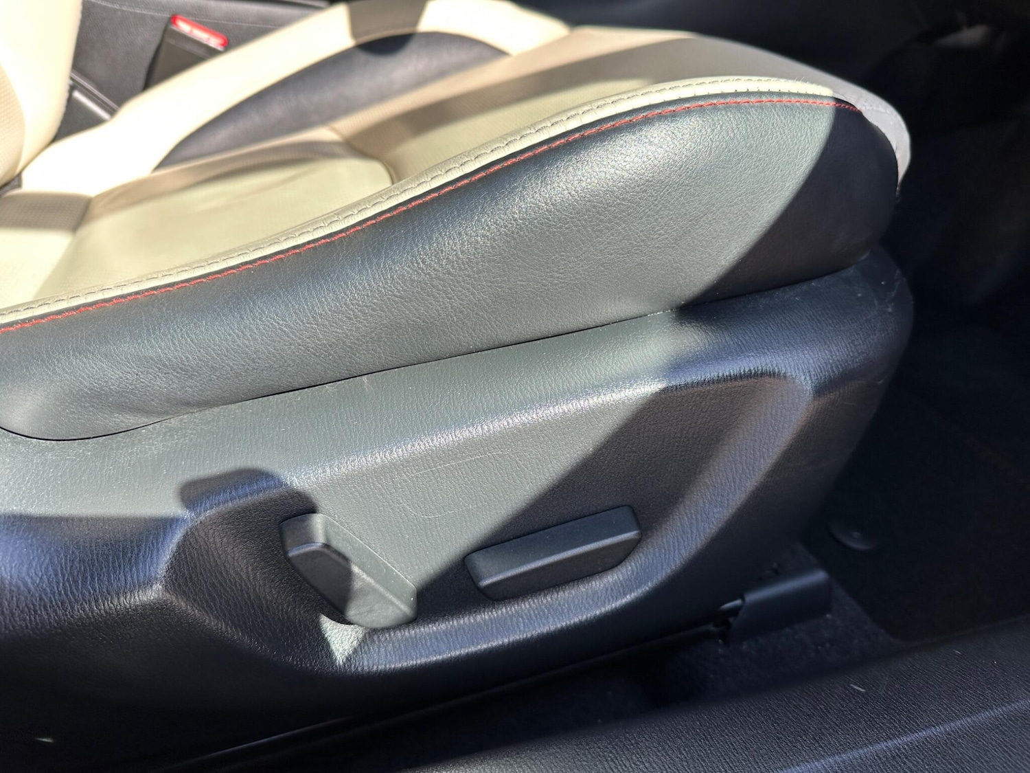 Used Mazda Mazda3 2014 for sale - 78058484: Photo 27