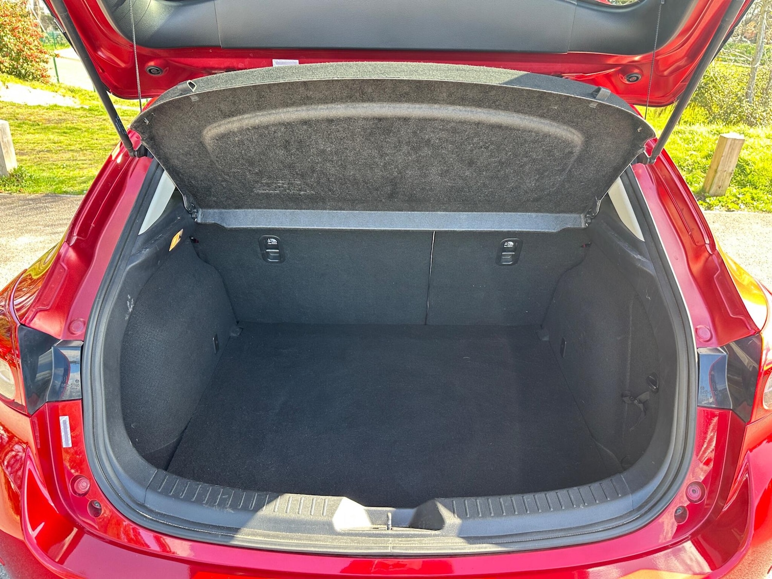 Used Mazda Mazda3 2014 for sale - 78058484: Photo 36