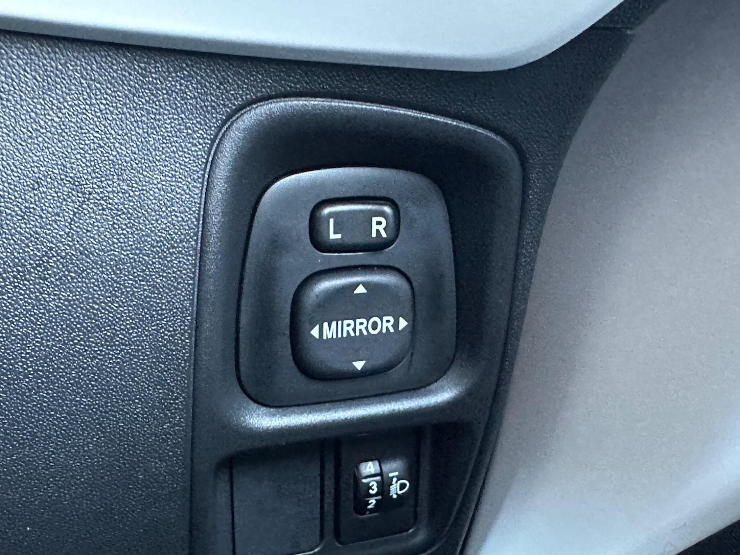 Used Toyota AYGO 2017 for sale - 76691167: Photo 19