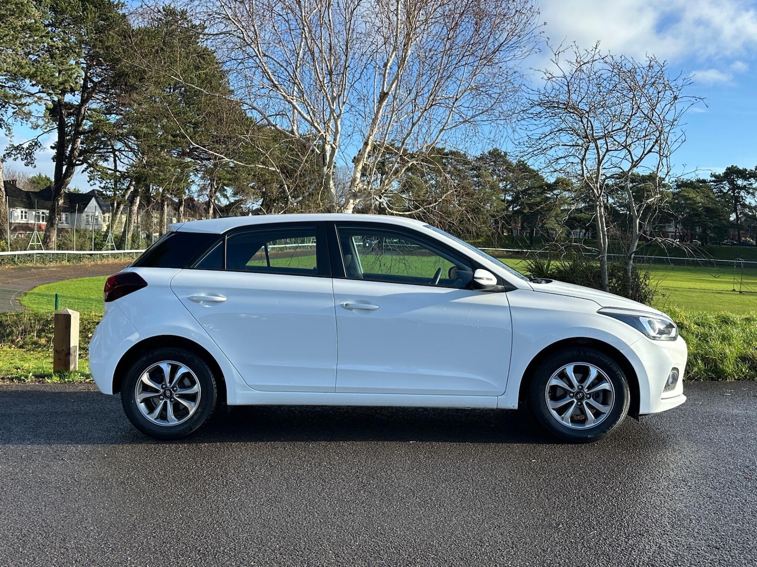 Used Hyundai i20 2020 for sale - 77229868: Photo 3