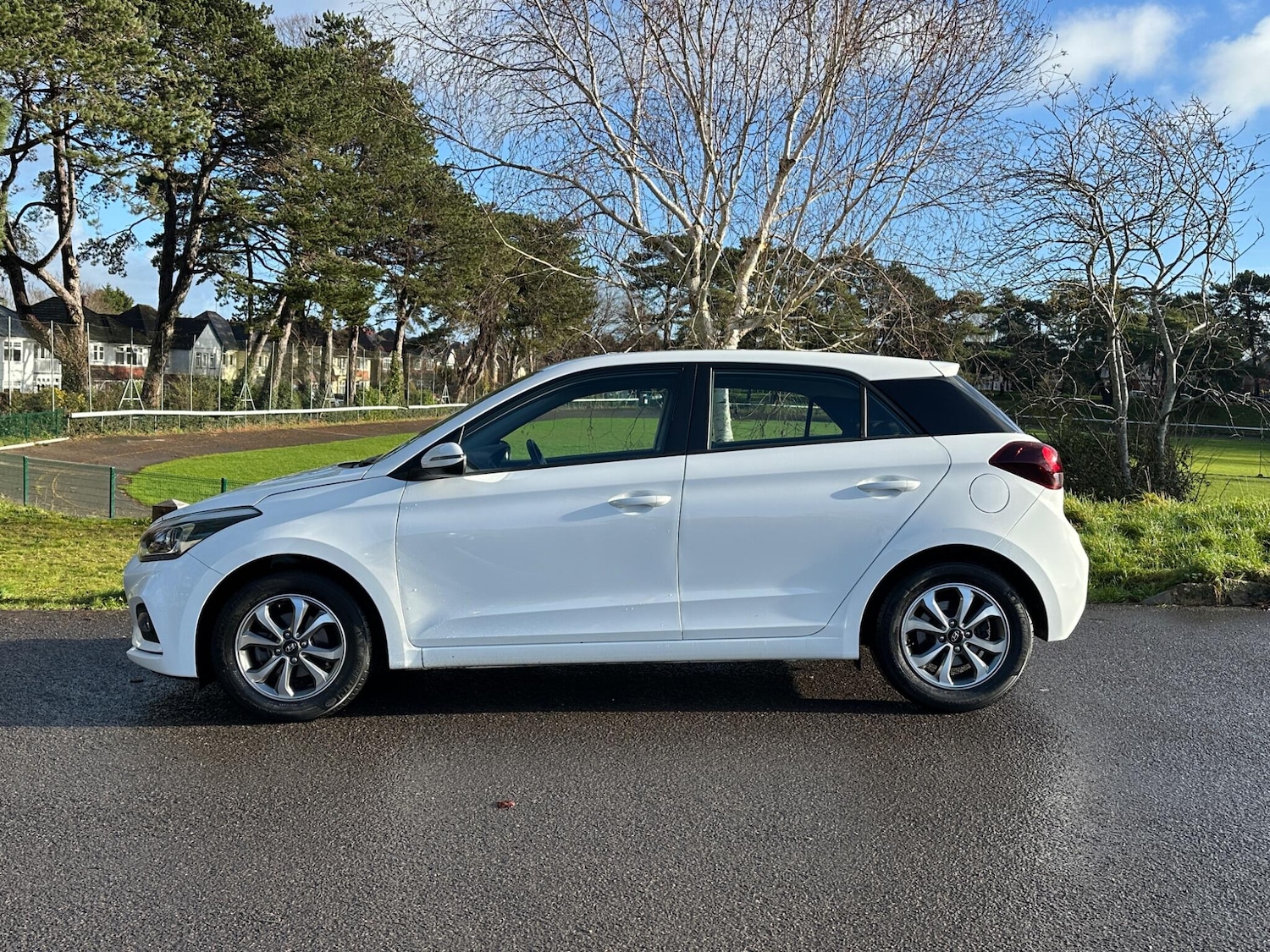 Used Hyundai i20 2020 for sale - 77229868: Photo 4
